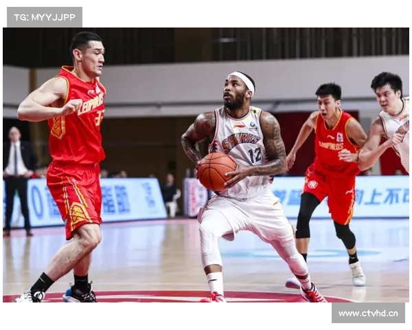 上海队外援对阵火箭暴砍33分 大学时他是和库里一样无解的存在 上海队外援对阵火箭暴砍33分 大学时他是和库里一样无解的存在